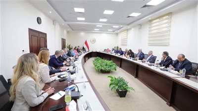 وزير التعليم العالي يستقبل وفدًا روسيًا رفيع المستوى لبحث أطر تعزيز التعاون