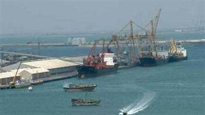 اغلاق موانى السويس والزيتيات لسوء الاحوال الجوية
