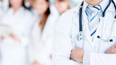 نقابة الأطباء تدق ناقوس الخطر.. استقالات بالجملة والأسباب صادمة