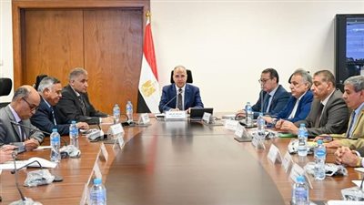 الدكتور سويلم يتابع حالة المنظومة المائية بالمحافظات خلال فترة أقصى الإحتياجات