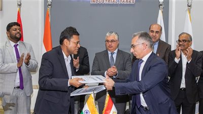 اقتصادية قناة السويس:30 مليون دولار استثمارات هندية جديدة بالسخنة و350 فرصة عمل بمصنع للمنتجات البلاستيكية