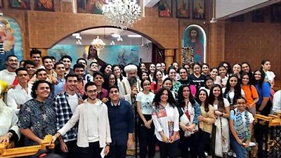 عاجل.. أسقف السويس يصلى قداس لطلبة الثانوية العامة