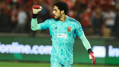 علي لطفي بديلا.. استبعاد مصطفى شوبير من قائمة الأهلي أمام الوداد