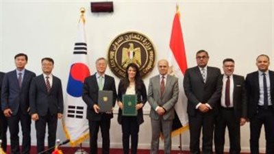 مصر وكوريا توقعان موافقة تنفيذ مشروع صناعة وتوفير قطارات مترو القاهرة