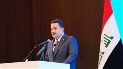 رئيس الوزراء العراقى يصل إلى القاهرة على رأس وفد حكومى رفيع