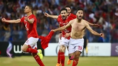 بشرط وحيد.. نجم الأهلي يوافق على الانتقال إلى الزمالك