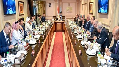 خلال زيارة وفد جمعية خليجيون في حب مصر.. رئيس الهيئة العربية للتصنيع يؤكد على أهمية تعزيز التكامل والتعاون 