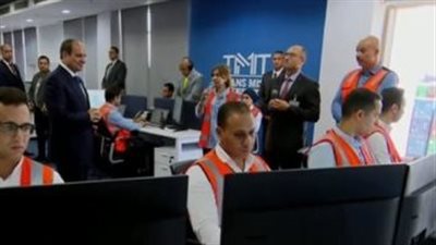 مدير محطة تحيا مصر للرئيس السيسى: حجم التداول يصل إلى 1.5 مليون حاوية
