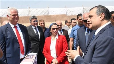 وزيرا البيئة والإنتاج الحربي و محافظ الجيزة يتفقدون موقع أول محطة لتحويل المخلفات إلى طاقة كهربائية