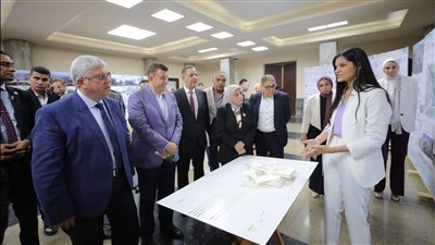 وزير التعليم العالي يتفقد استوديو التصميم الدولي بكلية هندسة عين شمس