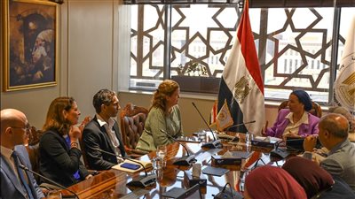 وزيرة البيئة تلتقي رئيسة منطقة إفريقيا والشرق الأوسط وآسيا
