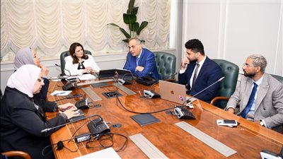 وزيرة الهجرة تستعرض تطبيق «المصريين في الخارج» وأهم الخدمات المقدمة من خلاله