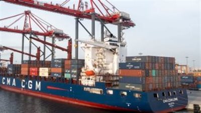 النقل: انتظام حركة الملاحة والصادرات والواردات بالموانئ البحرية أول أيام العيد