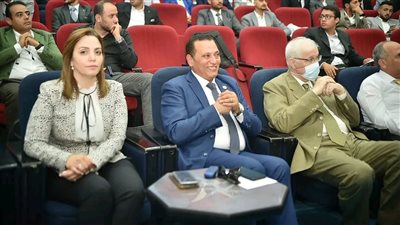 رئيس شركة تنمية الريف المصرى الجديد يشارك فى الملتقى التوظيفى لطلاب قسمى هندسة التشييد والهندسة المعمارية