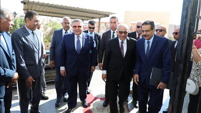 وزير التربية والتعليم يزور محافظة البحر الأحمر  لمتابعة امتحانات الثانوية العامة