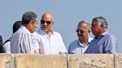 الدكتور سويلم يلتقى عدداً من المنتفعين بزمام ترعتي بحر شبين وحفير شهاب الدين