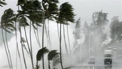 إعلان حالة الطوارئ البرتقالية فى 15 إقليما فى فرنسا بسبب العواصف