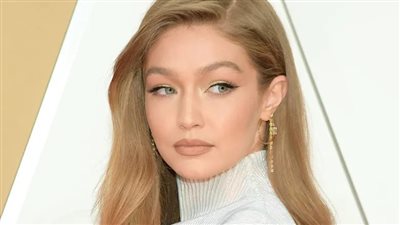 لحيازة الماريجوانا.. القبض على جيجي حديد