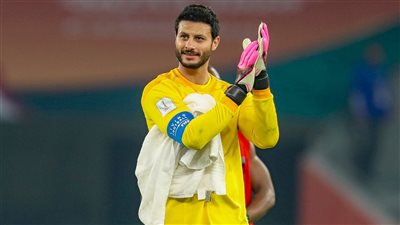 مقابل 8 ملايين دولار.. الأهلي يوافق على رحيل محمد الشناوي