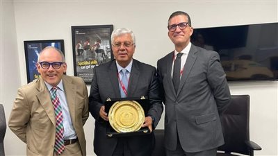 وزير التعليم العالي يلتقي بوزير التعليم العالي والمهارات والتوظيف البريطاني