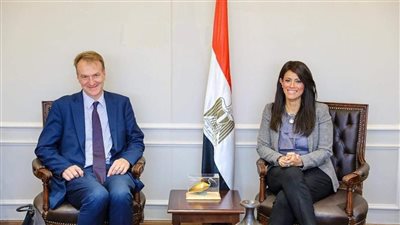 وزيرة التعاون الدولي تلتقي المستشار الخاص للمفوض السامي لمنظمة الأمم المتحدة 