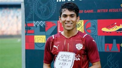 بعد التألق الكبير.. سيراميكا كليوباترا يحسم عودة محمد شكري إلى الأهلي