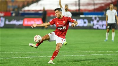 كريستو وشريف يقودان هجوم الأهلي أمام بيراميدز بالدوري