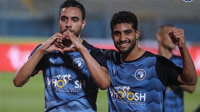 بهدف عكسي.. بيراميدز يتقدم على الأهلي في الشوط الأول بالدوري