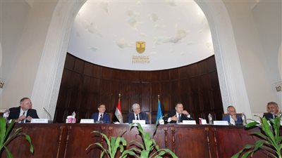 عاشور يشهد اتفاقية إنشاء الدرجات المزدوجة بين جامعتي الإسكندرية والإسكندرية الأهلية وجامعة إيست لندن البريطانية