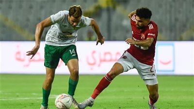 الدوري المصري.. التعادل السلبي يسيطر على الشوط الأول بين الأهلي والمصري