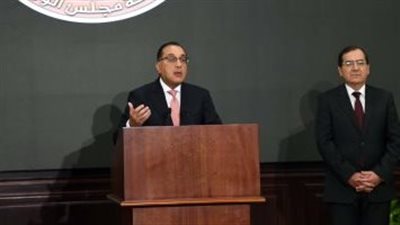 رئيس الوزراء يعلن وقف تصدير الغاز 