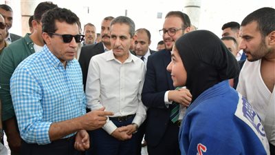 وزير الشباب والرياضة ومحافظ الغربية يتفقدان نادي بلدية المحلة 