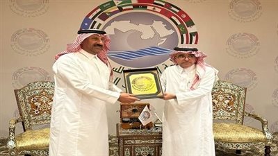 المنظمة العربية للسياحة ومنظمة الهلال الأحمر يبحثا أوجه التعاون المشترك