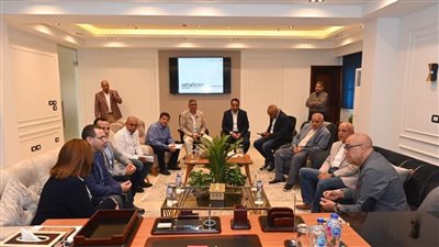 وزير الإسكان يصدر حزمة من التكليفات لرؤساء أجهزة مدن 