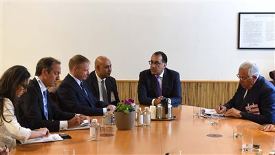 رئيس الوزراء يلتقى وزير الزراعة الإيطالي