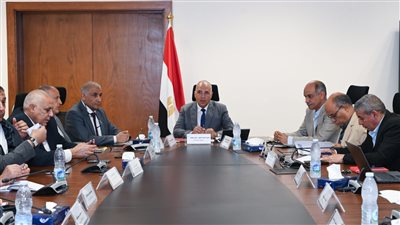 سويلم يستعرض خطة الوزارة للتعامل مع موجات الحرارة المحتملة خلال شهر أغسطس 