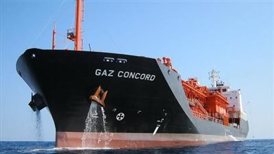 وصول 5100 طن بروبلين للسويس قادمة من الإمارات