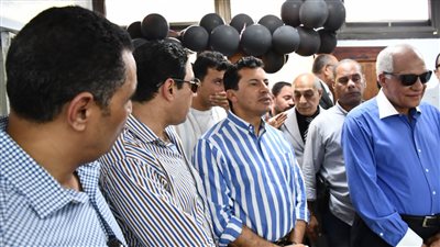 وزير الرياضة يفتتح النادي الصحي  وملعب الإسكواش بنادي الشرقية للدخان