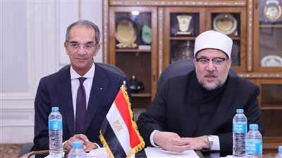 وزير الأوقاف : تشكيل لجنة مشتركة للتحول الرقمى فى جميع مجالات عمل الوزارة