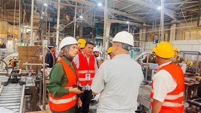 رئيس جهاز مدينة السويس الجديدة تتفقد صرح صناعي بعتاقة