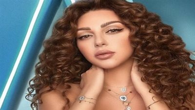 ديو مع محمد منير.. 