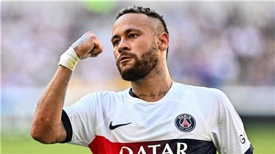 تطور مفاجئ.. باريس سان جيرمان يحدد سعر بيع نيمار