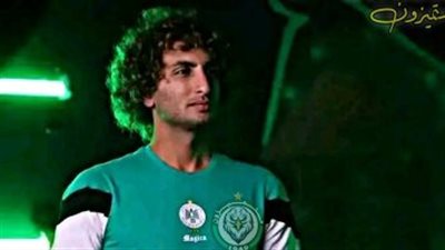 شاهد.. إعلان تقديم عمرو وردة لاعبًا بنادي الرجاء المغربي