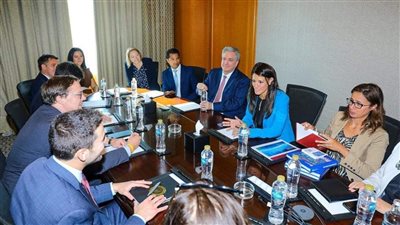 وزيرة التعاون الدولي تلتقي وفد ممثلي لجنة الشئون الخارجية بالكونجرس الأمريكي