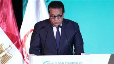 وزير الصحة يستقبل السفير الكوبي لدى مصر لبحث سبل تعزيز التعاون بين الدولتين