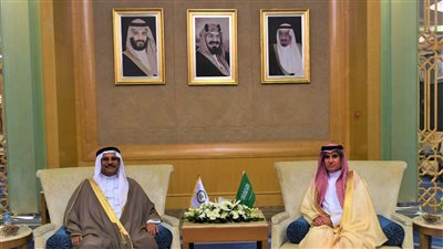رئيس البرلمان العربي يلتقي مندوب المملكة العربية السعودية الدائم لدى جامعة الدول العربية