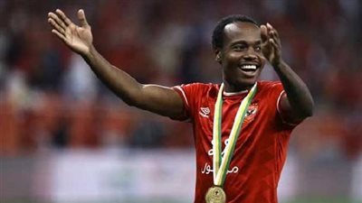 قرار مفاجئ.. بيرسي تاو سيرحل عن الأهلي خلال أيام