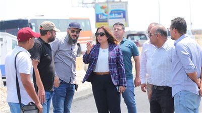 محافظ دمياط تتابع الأعمال الجارية لرصف طريق شطا ضمن مخطط تطويره