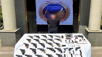 إدارة ورشة بدون ترخيص.. ضبط شخصين بتهمة الإتجار في الأسلحة النارية 