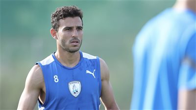 أول مباراة رسمية..حمدي فتحي أساسيا مع الوكرة القطري ضد معيذر